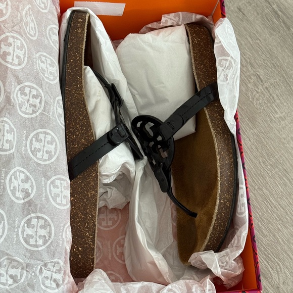 Tory Burch Black Sandals with Brown Sole - Picture 3 of 7